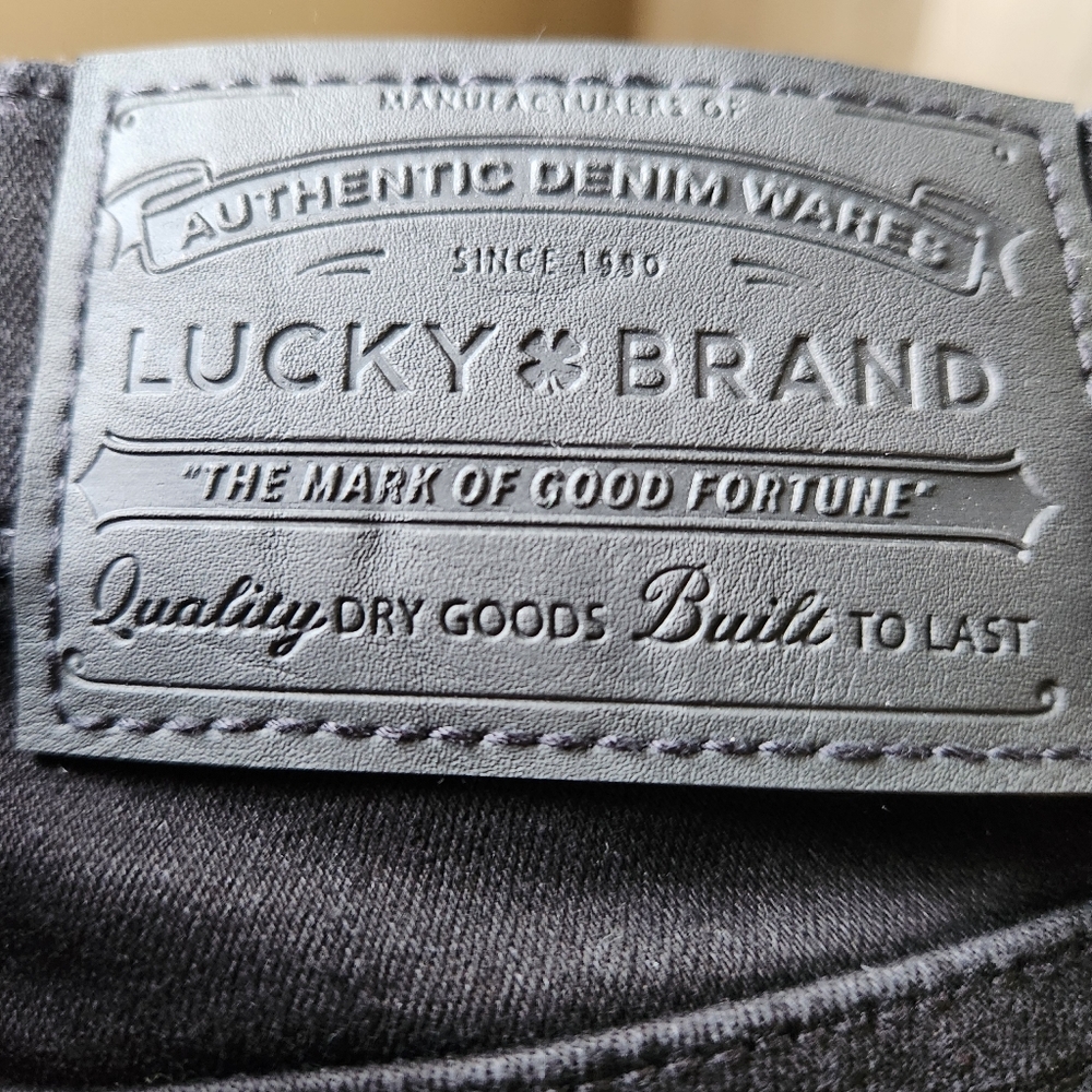 Lucky Brand High Rise Stretch Black Button Fly Ankle Length Jeans Size 12/31